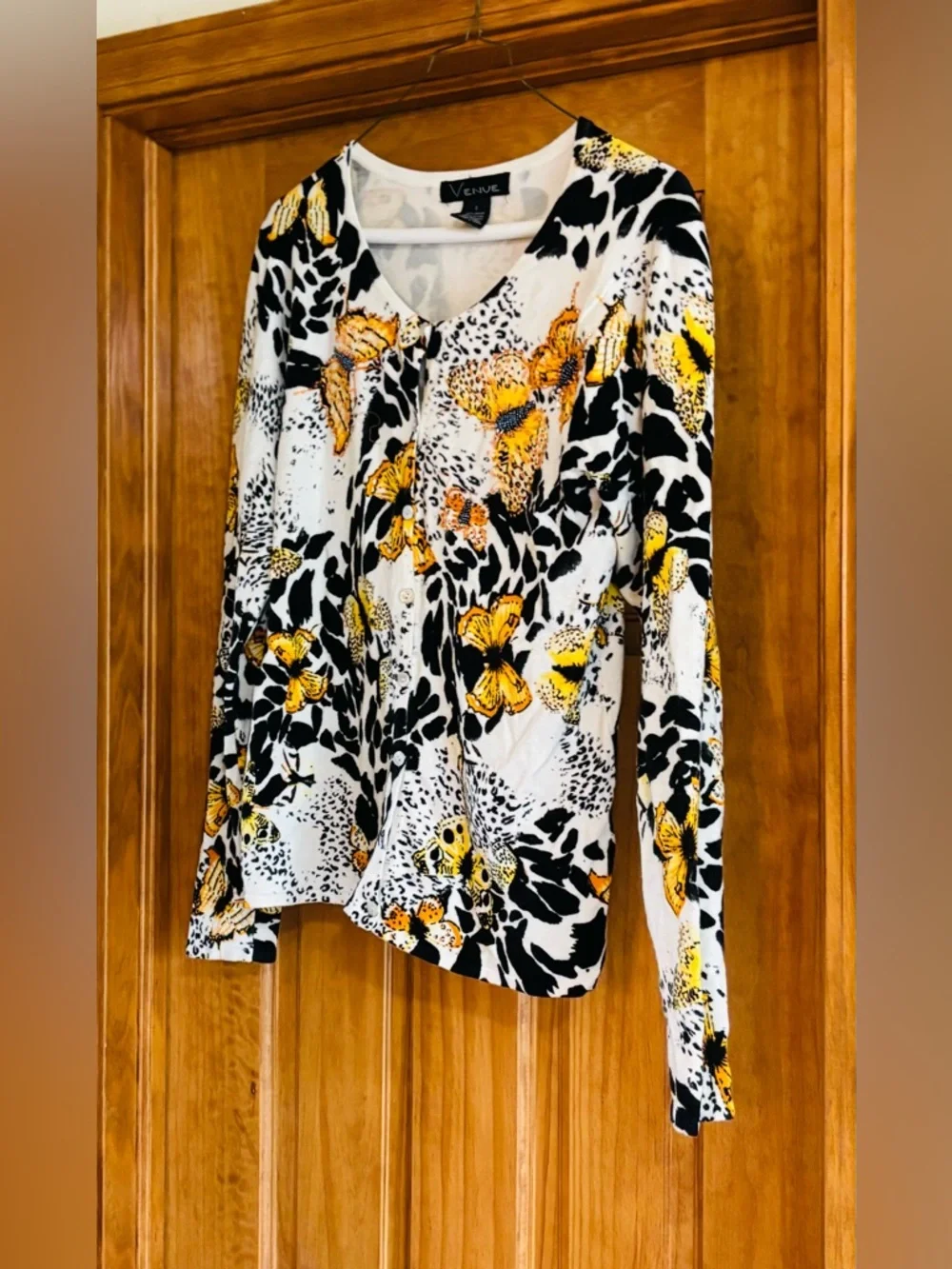 Floral Animal Print Women's cardigan. Butterfly - Picture 1 of 14